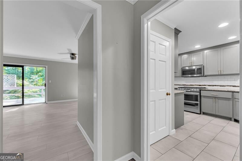 1493 Ashford Place Ne Property Photo 3
