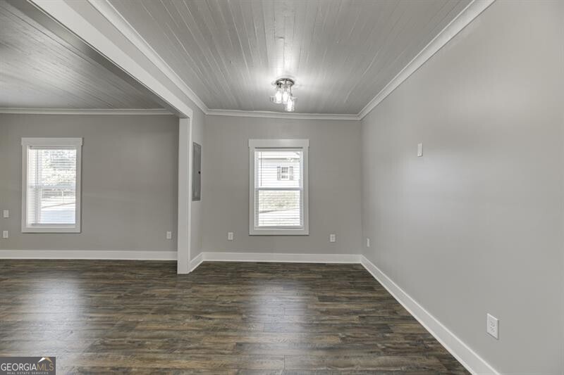 4615 S Lee Street Property Photo 14