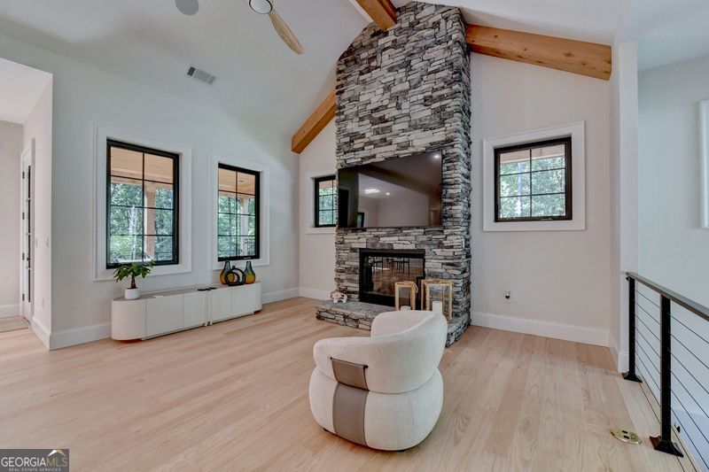 3933 Skyline Drive Property Photo 16