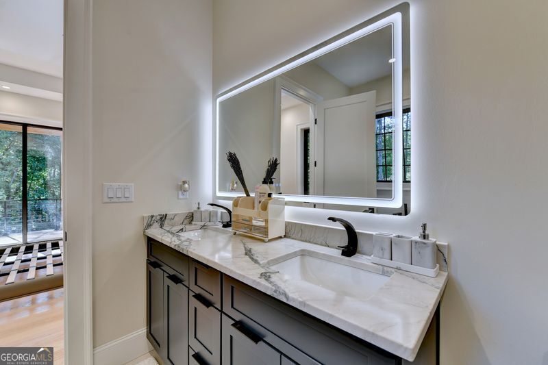 3933 Skyline Drive Property Photo 44