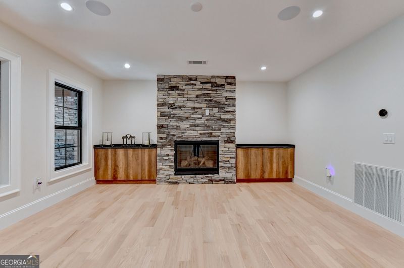 3933 Skyline Drive Property Photo 47