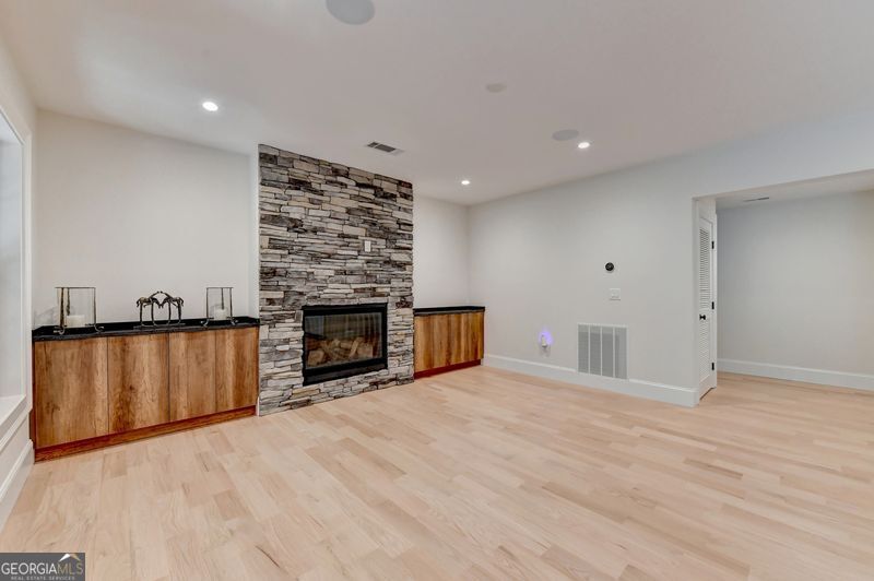 3933 Skyline Drive Property Photo 48