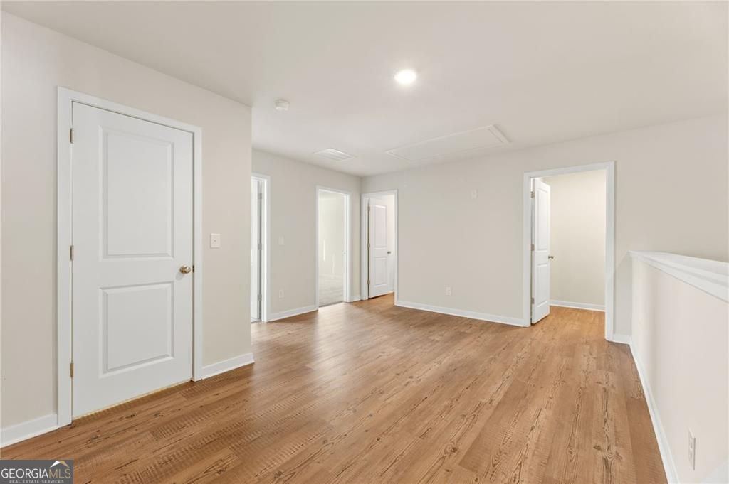 2070 Underwood Drive # 27 Property Photo 10