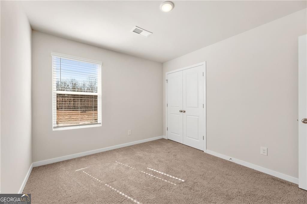 2070 Underwood Drive # 27 Property Photo 11
