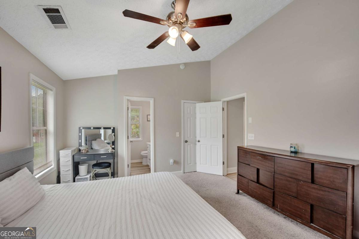 217 Crestworth Crossing Property Photo 15