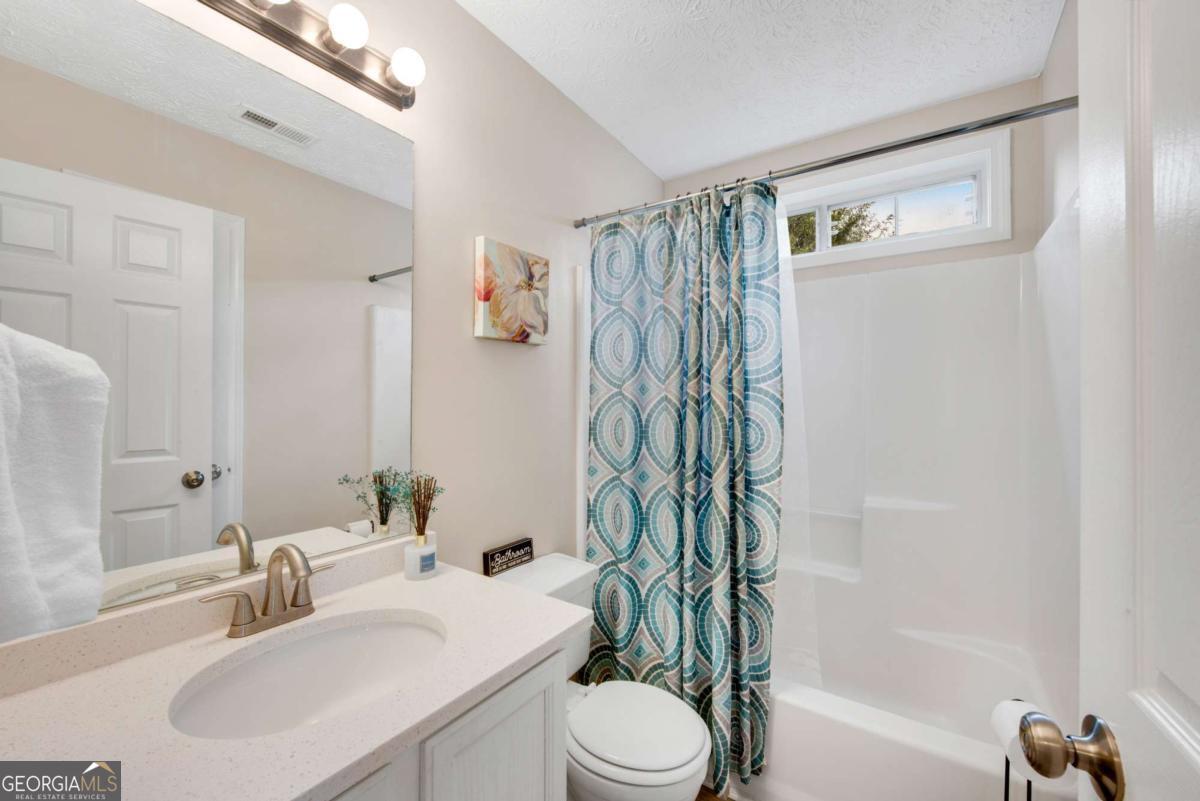 217 Crestworth Crossing Property Photo 19