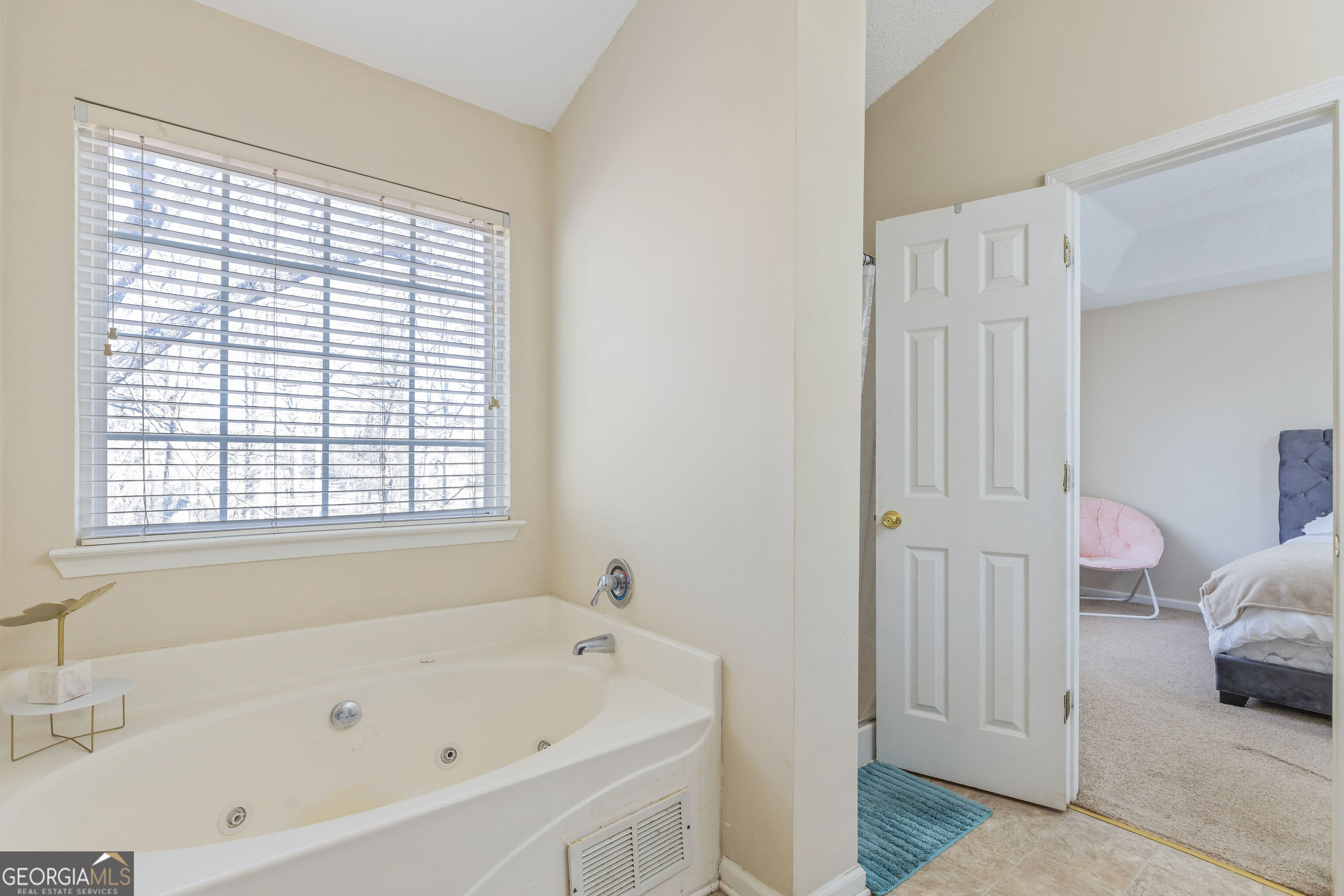 7766 Carnegie Drive Property Photo 10