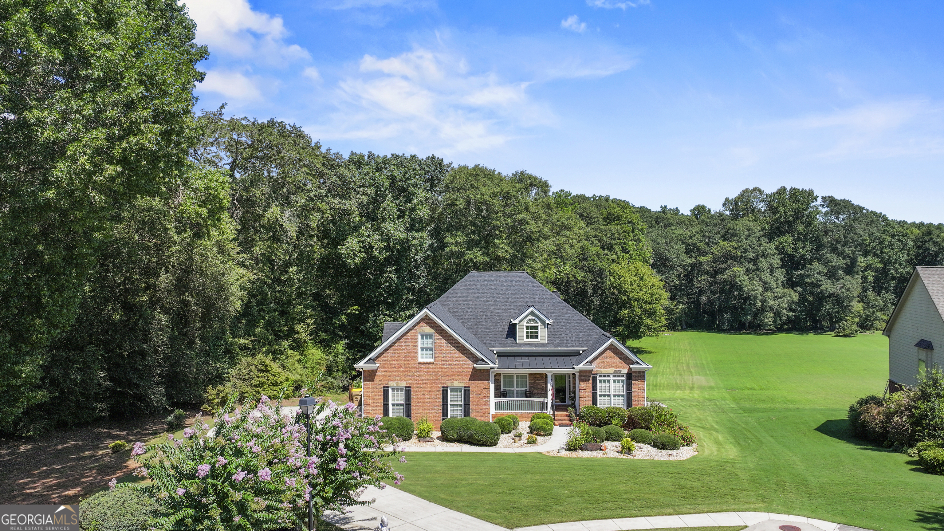 100 Cole Point Property Photo 2