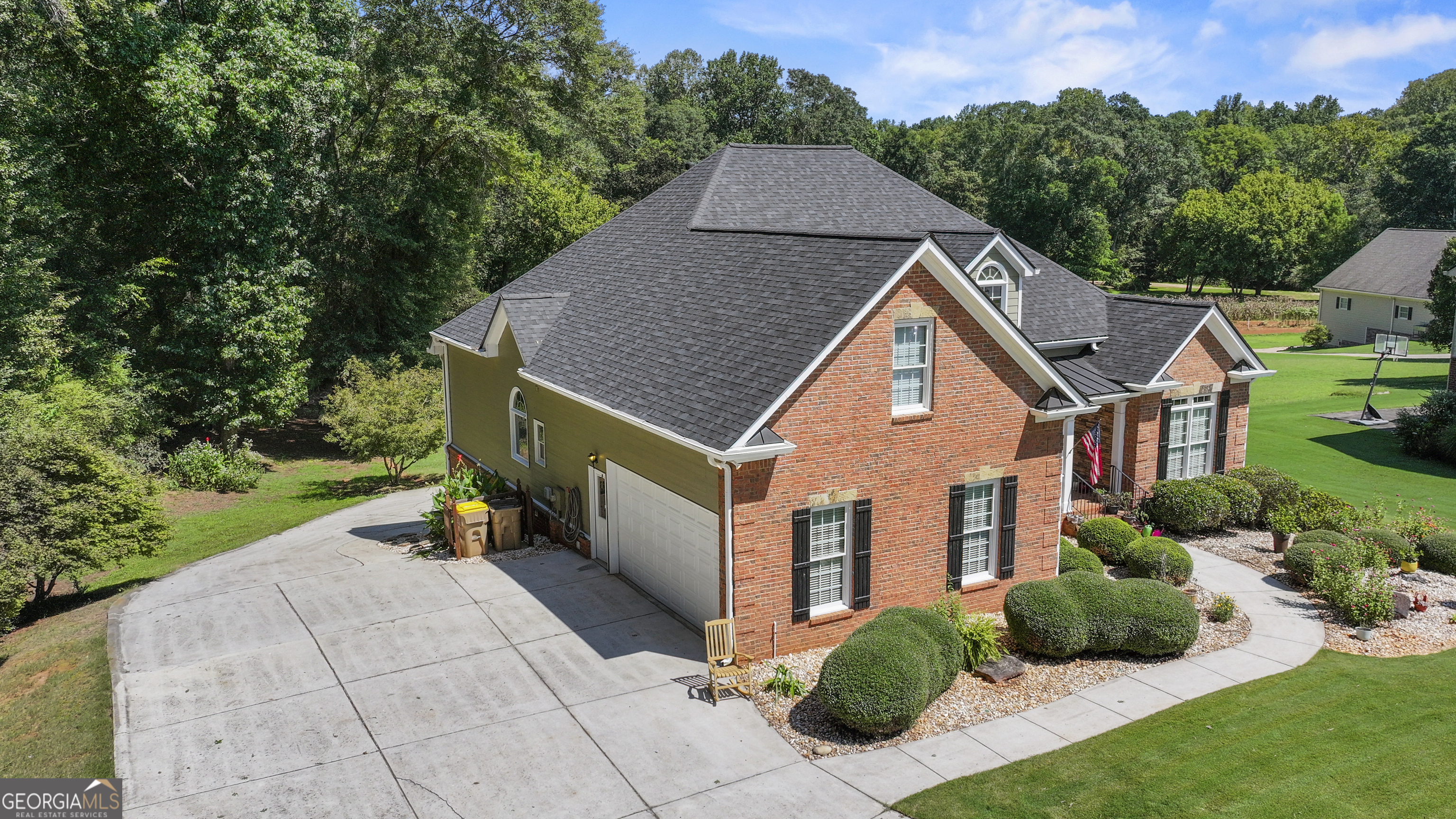 100 Cole Point Property Photo 3
