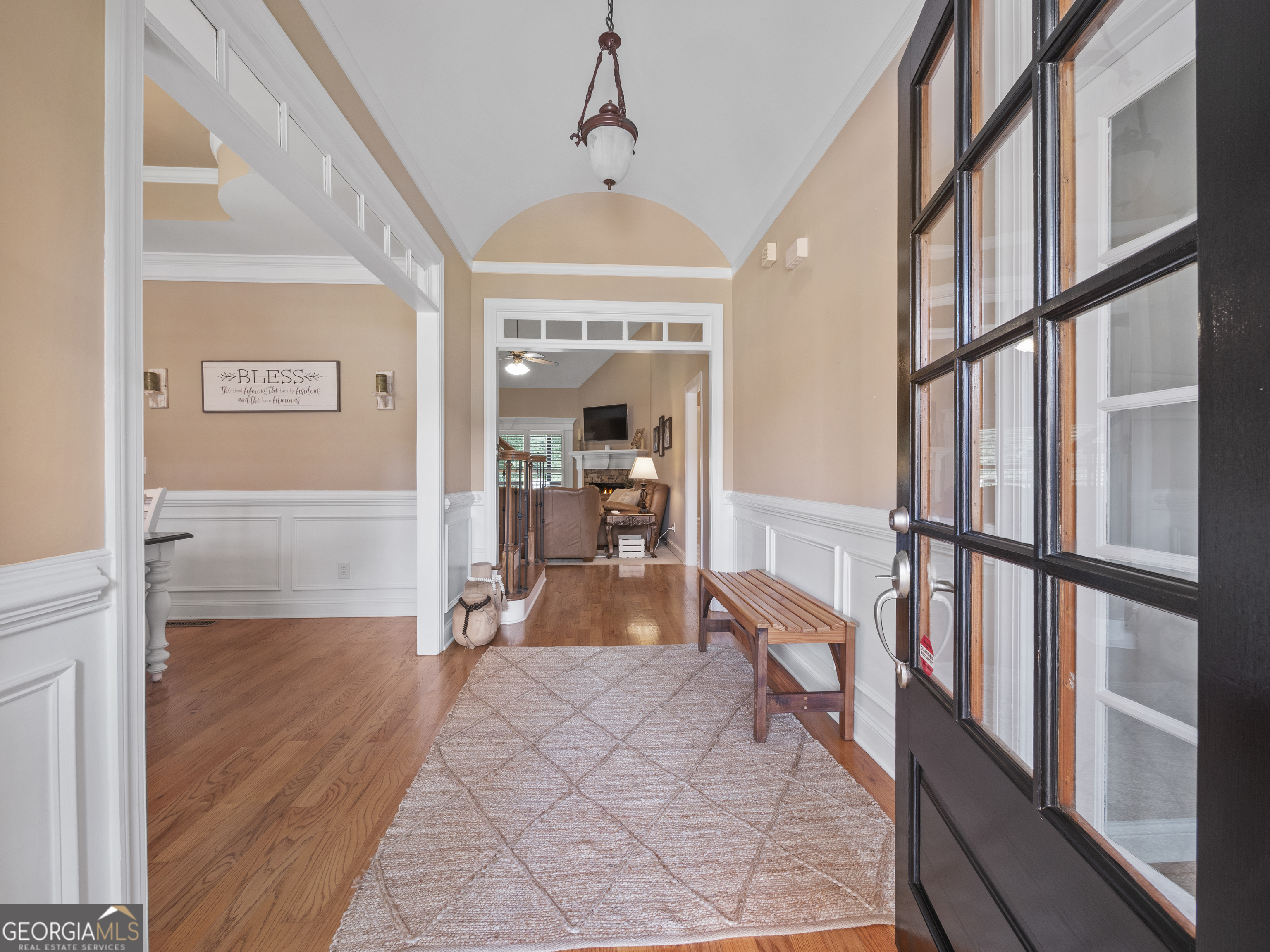 100 Cole Point Property Photo 6