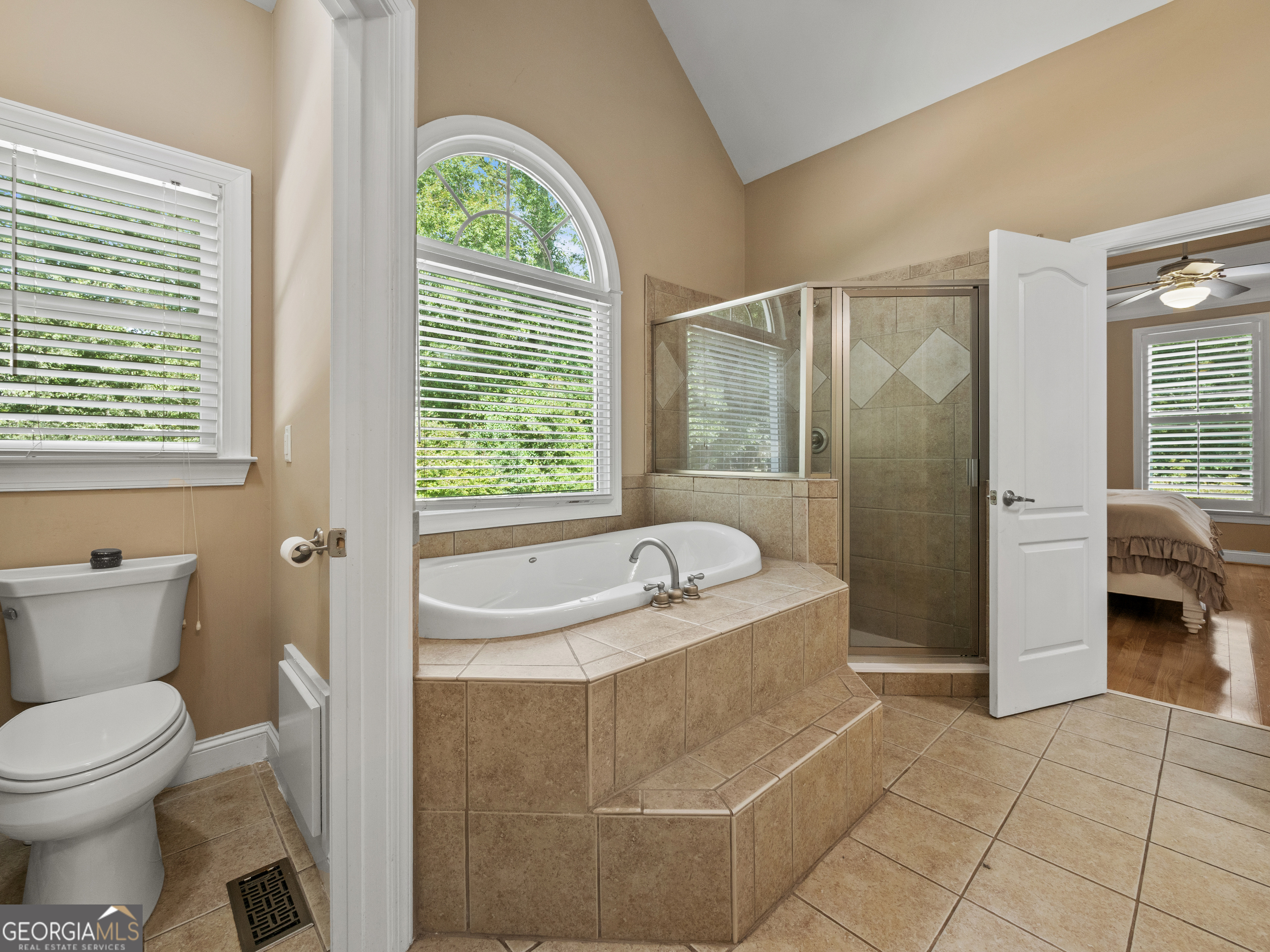 100 Cole Point Property Photo 17