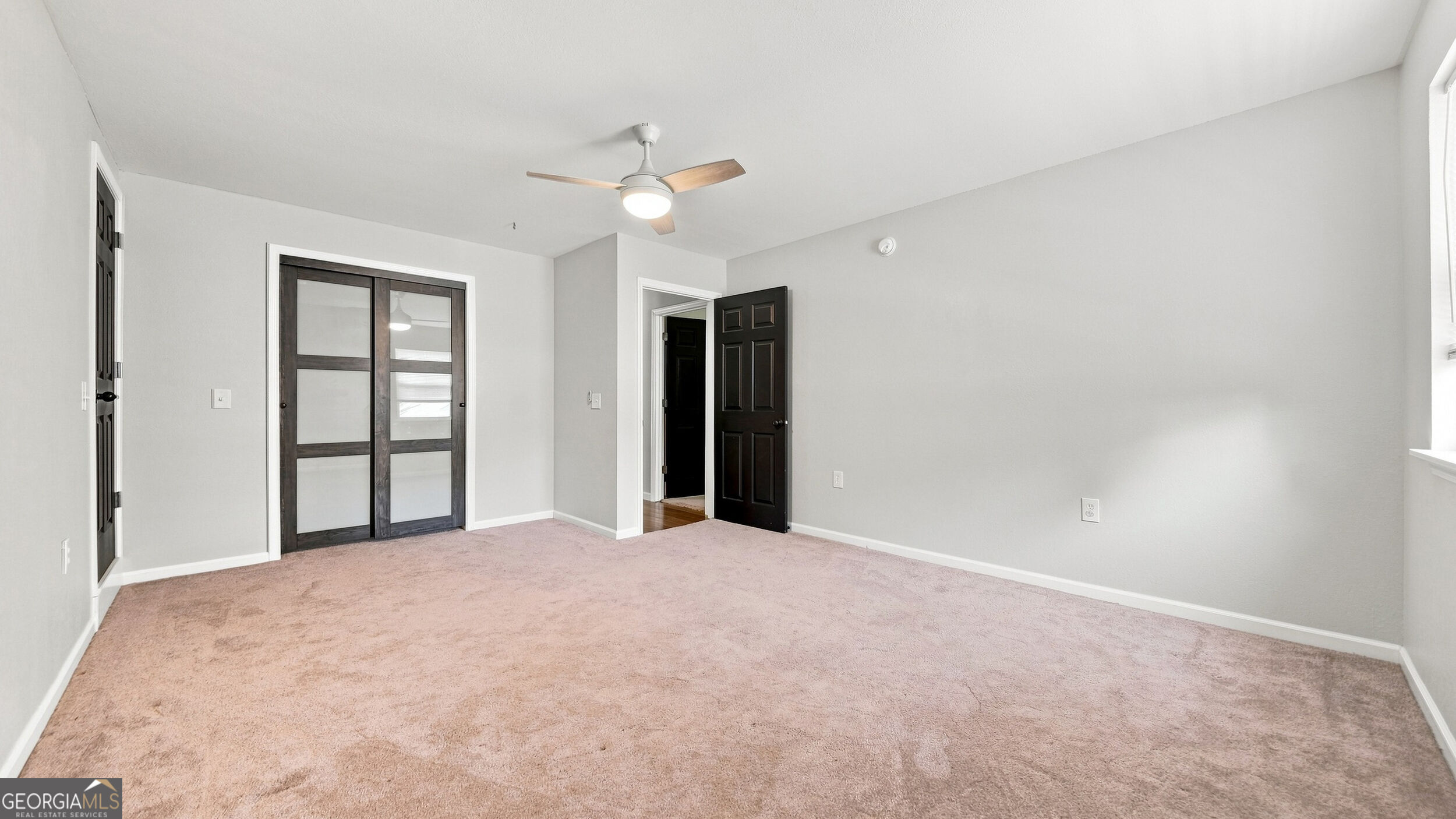 443 Poplar Street Property Photo 13