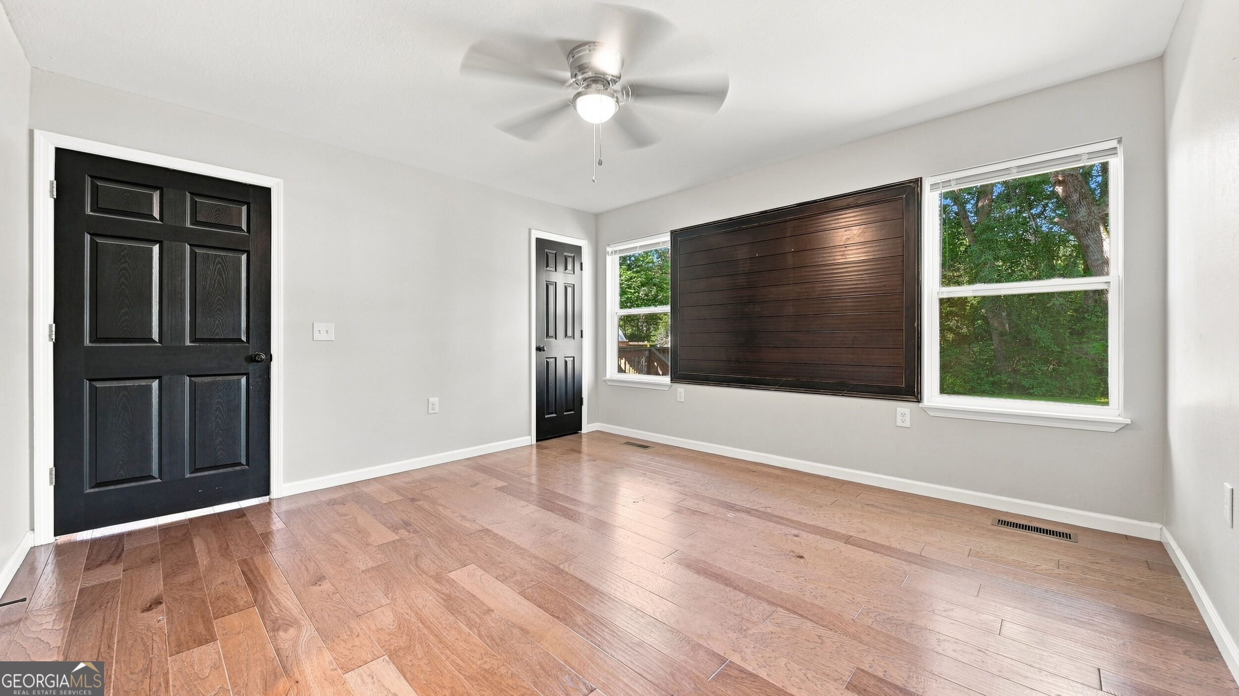443 Poplar Street Property Photo 15
