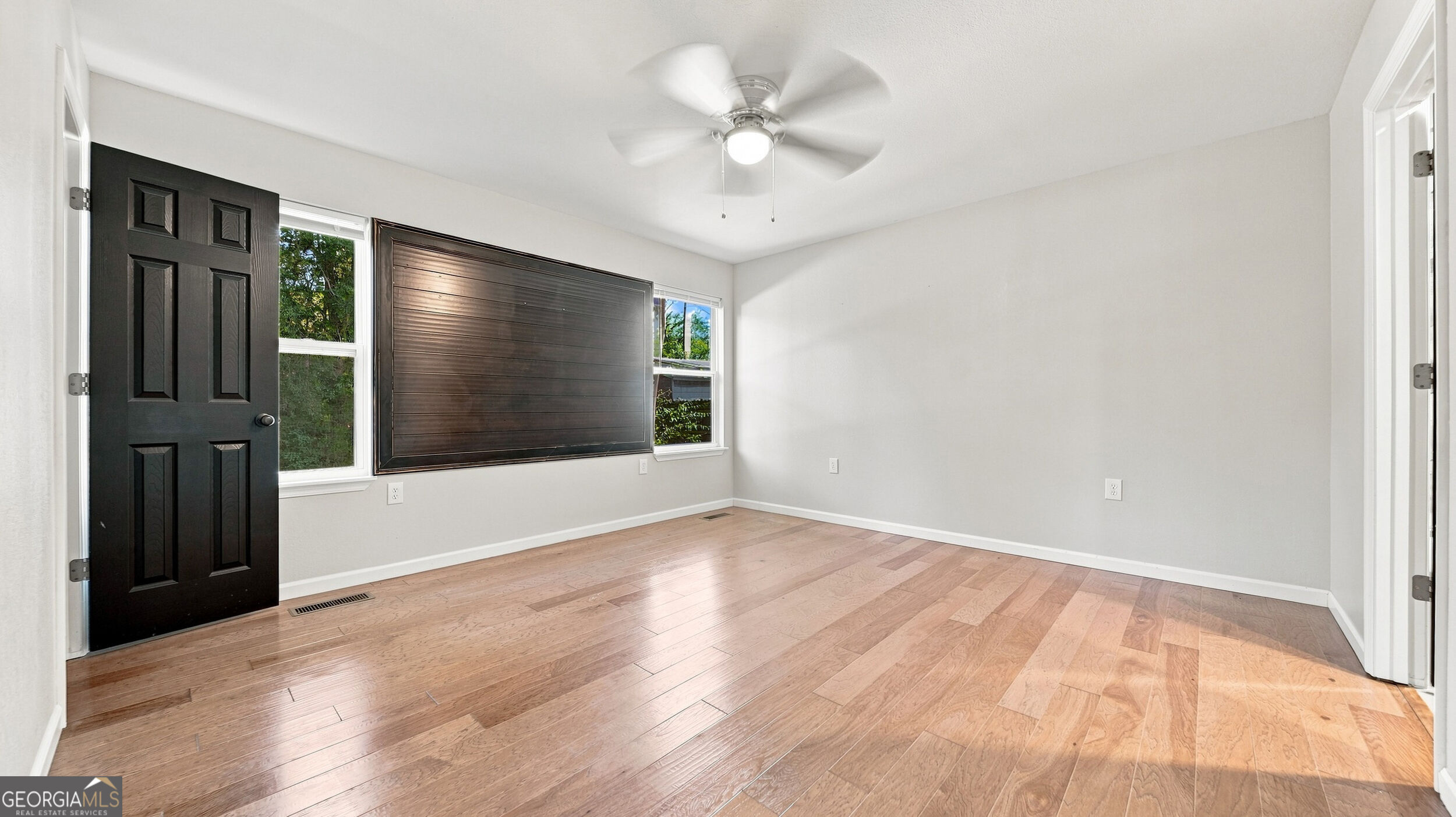 443 Poplar Street Property Photo 16