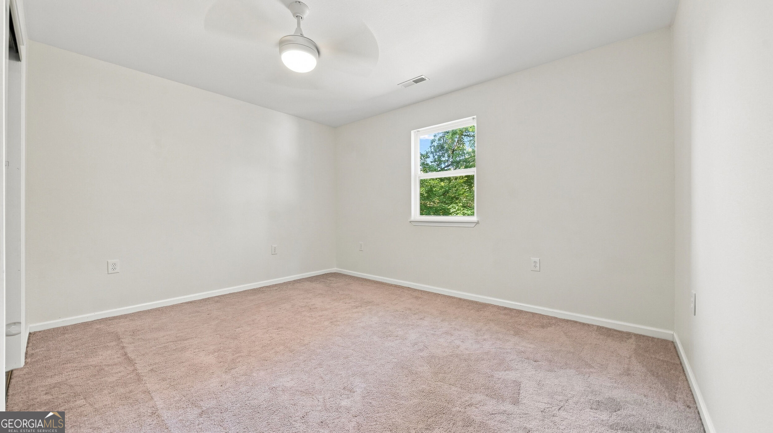 443 Poplar Street Property Photo 18