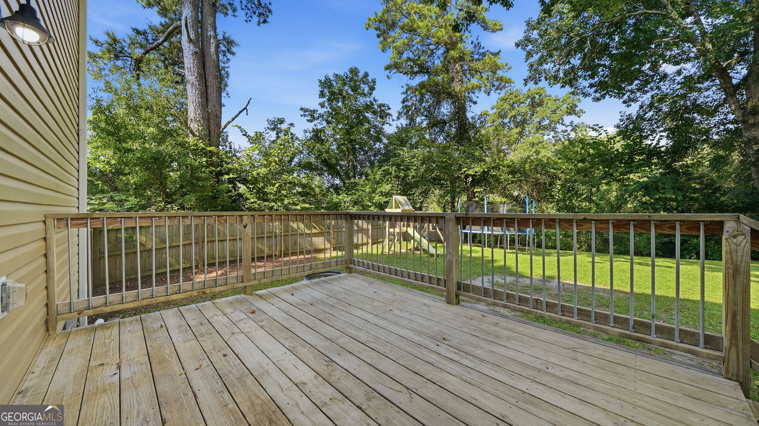 443 Poplar Street Property Photo 22