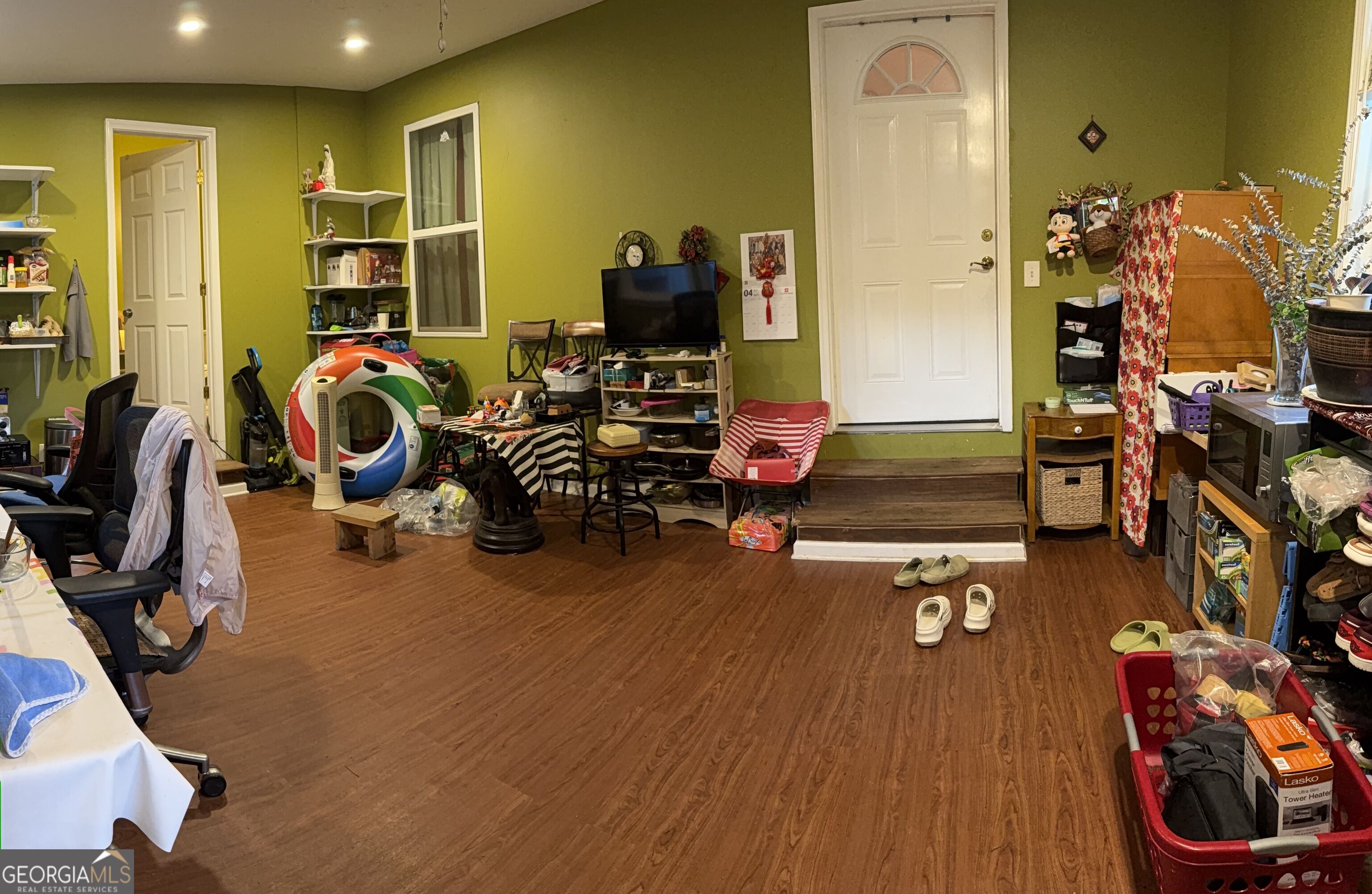 3147 Shallowford Road Property Photo 11