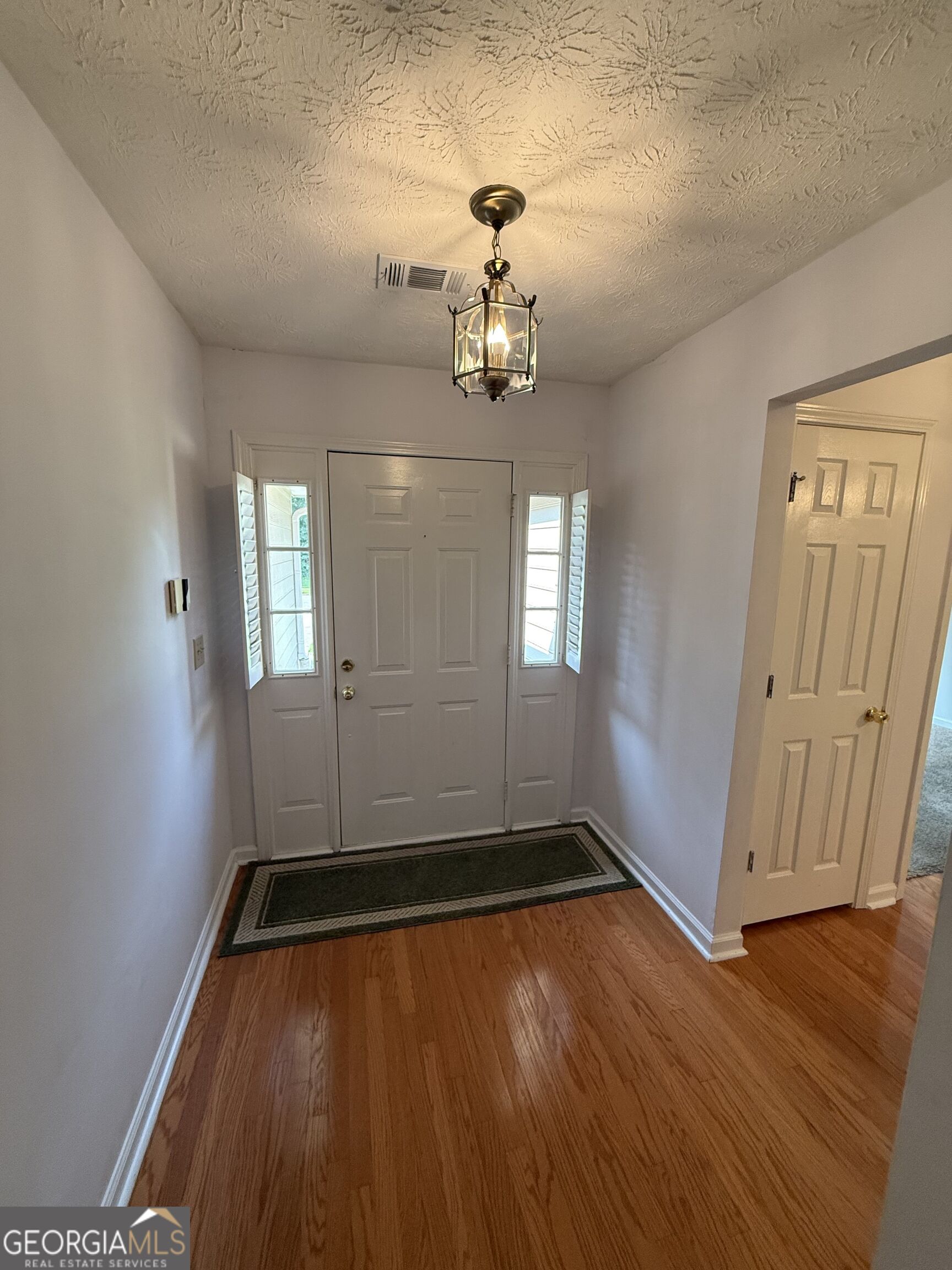 3897 Saddlecreek Drive Property Photo 12
