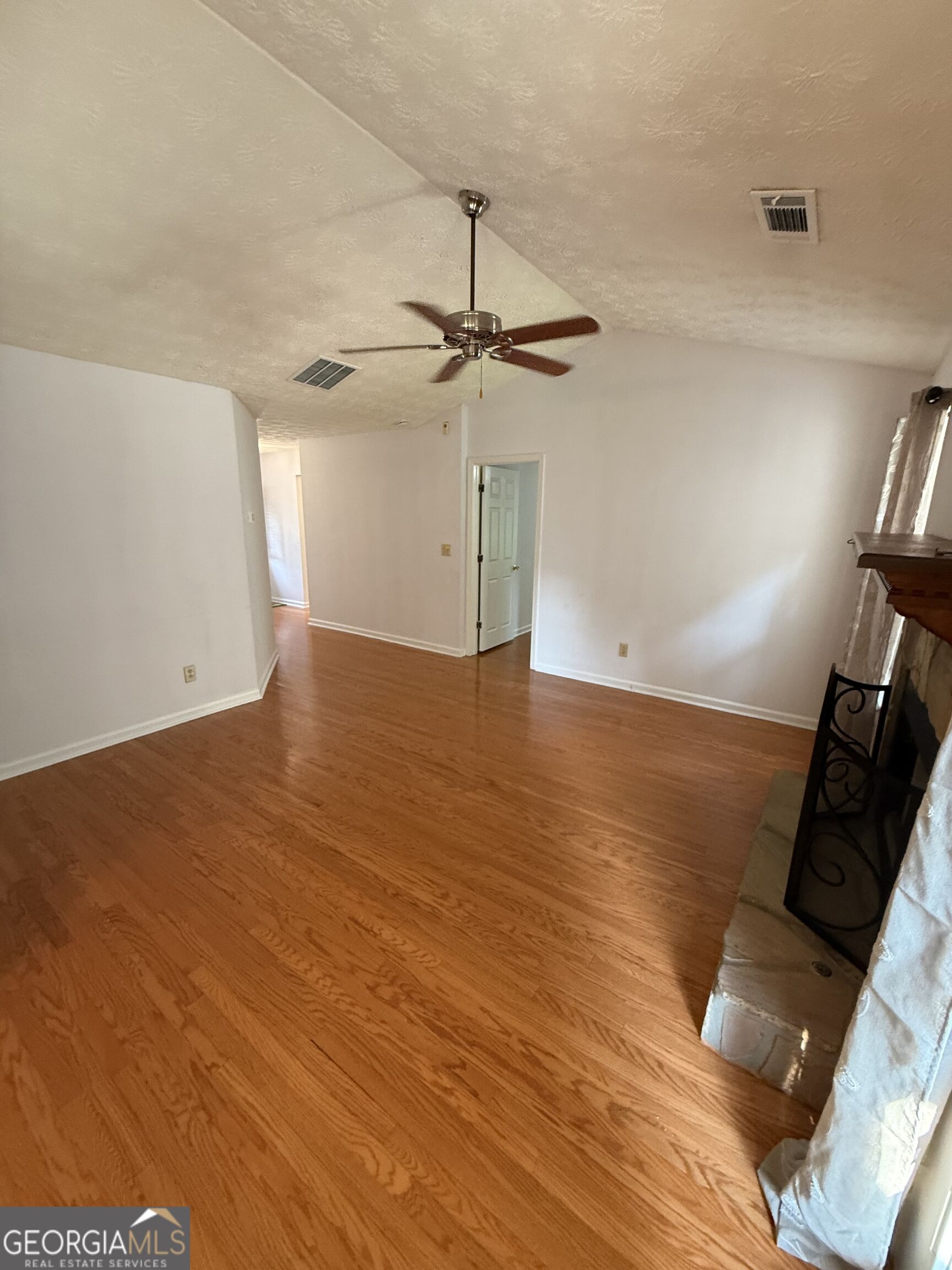 3897 Saddlecreek Drive Property Photo 18