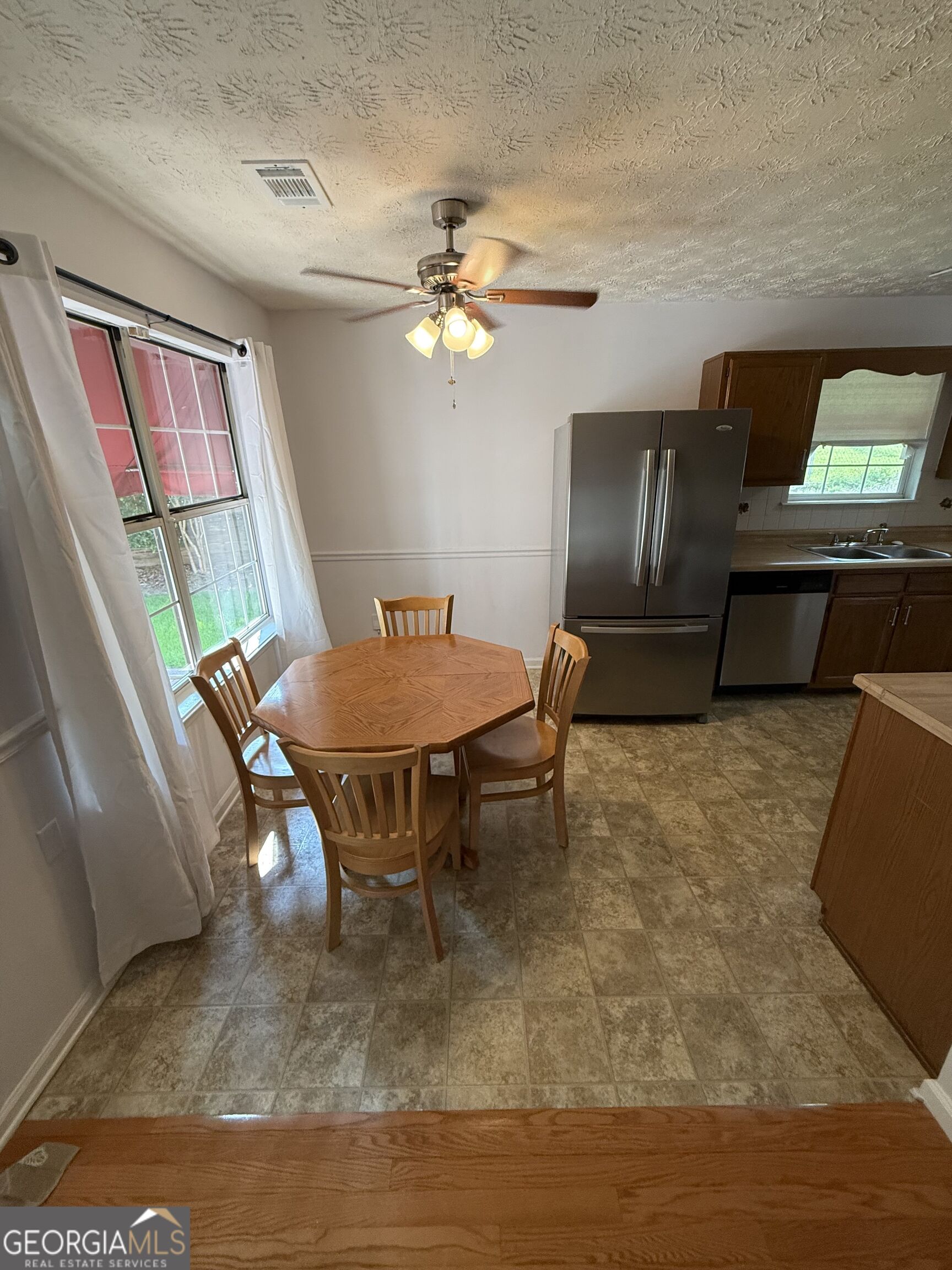 3897 Saddlecreek Drive Property Photo 20