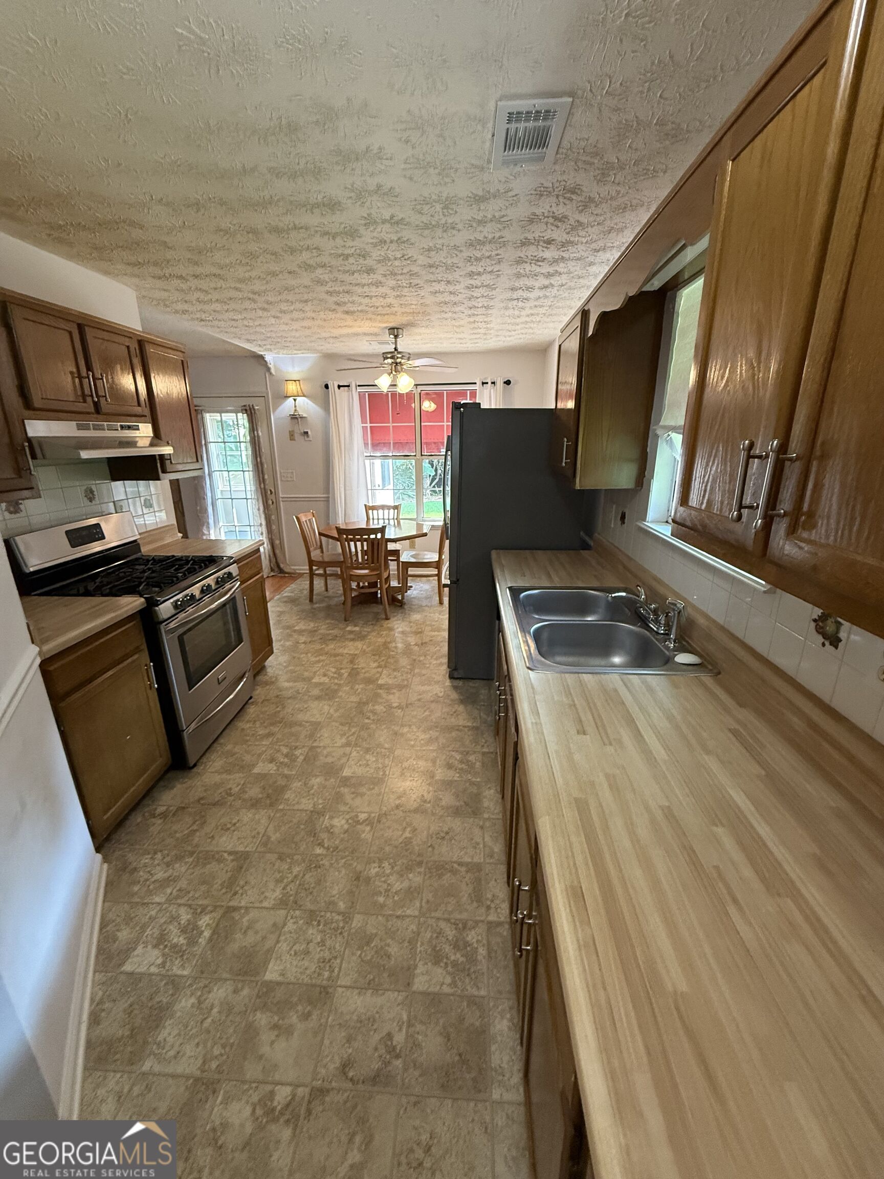 3897 Saddlecreek Drive Property Photo 28
