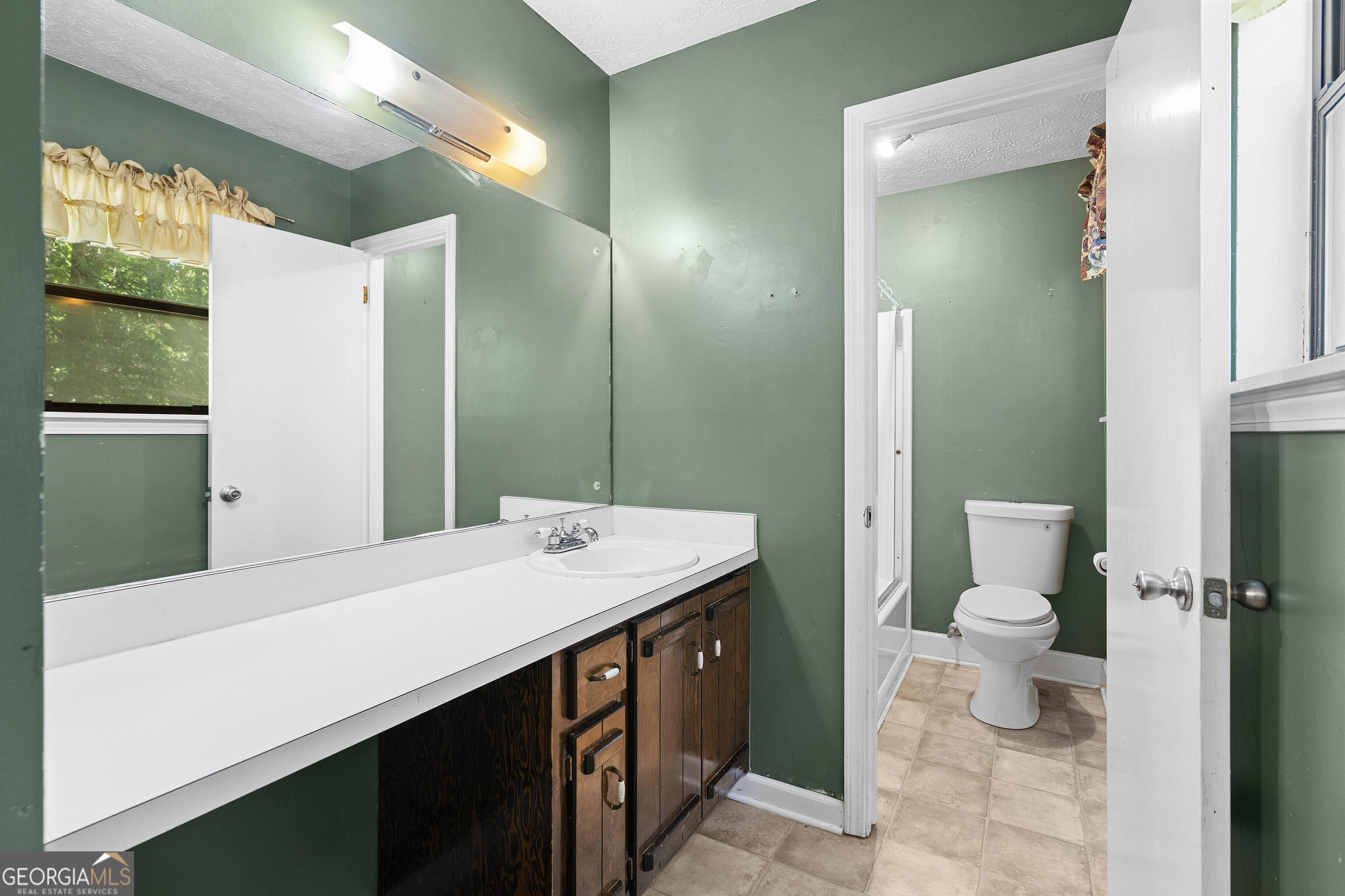 2656 Royal Oak Court Property Photo 18