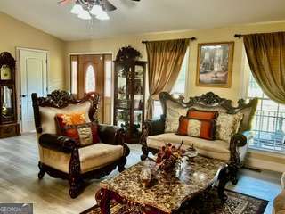 7643 Highway 145 Property Photo 6