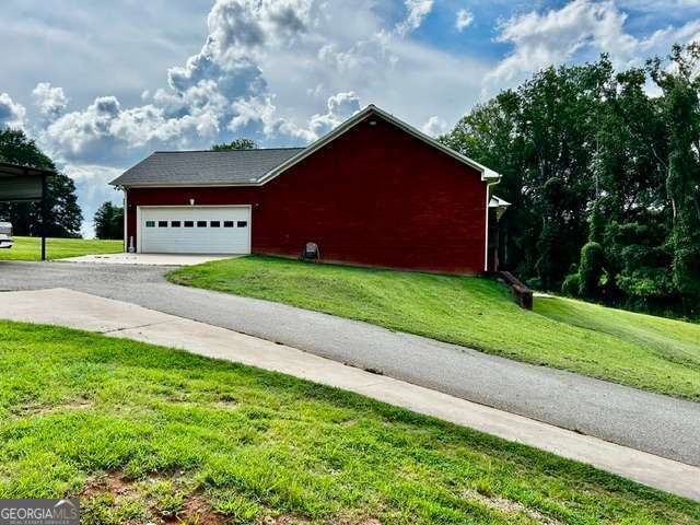 7643 Highway 145 Property Photo 52