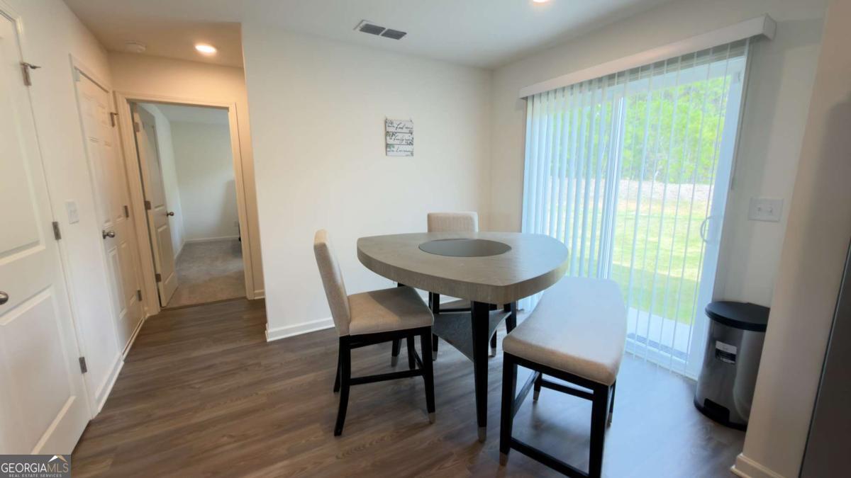 203 Kinsale Drive Property Photo 8