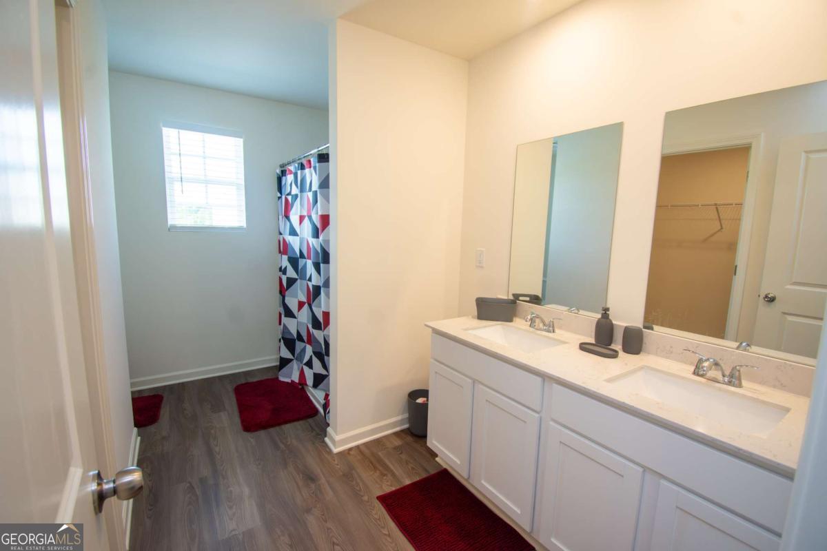 203 Kinsale Drive Property Photo 11