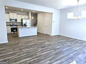 265 Dupont Drive Property Photo 6
