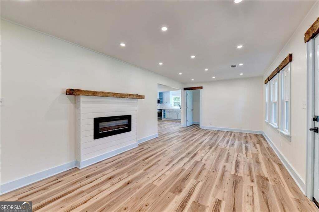107 Lakeshore Circle Property Photo 12