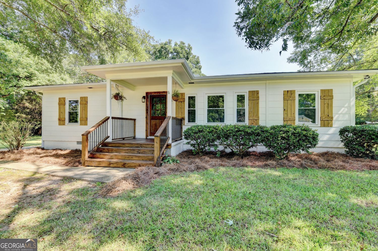 107 Lakeshore Circle Property Photo 13