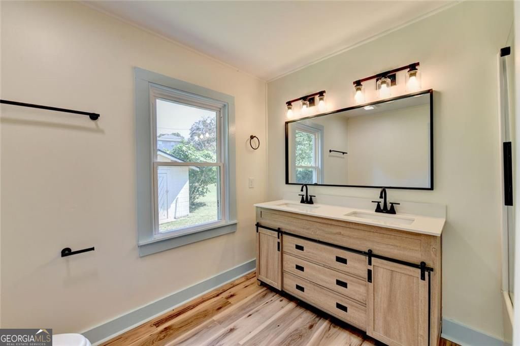 107 Lakeshore Circle Property Photo 29