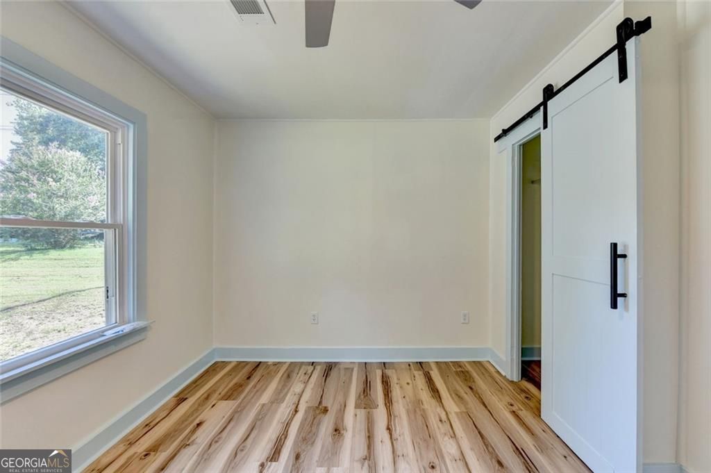 107 Lakeshore Circle Property Photo 33