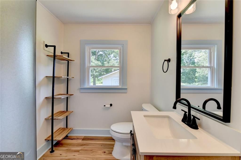 107 Lakeshore Circle Property Photo 36