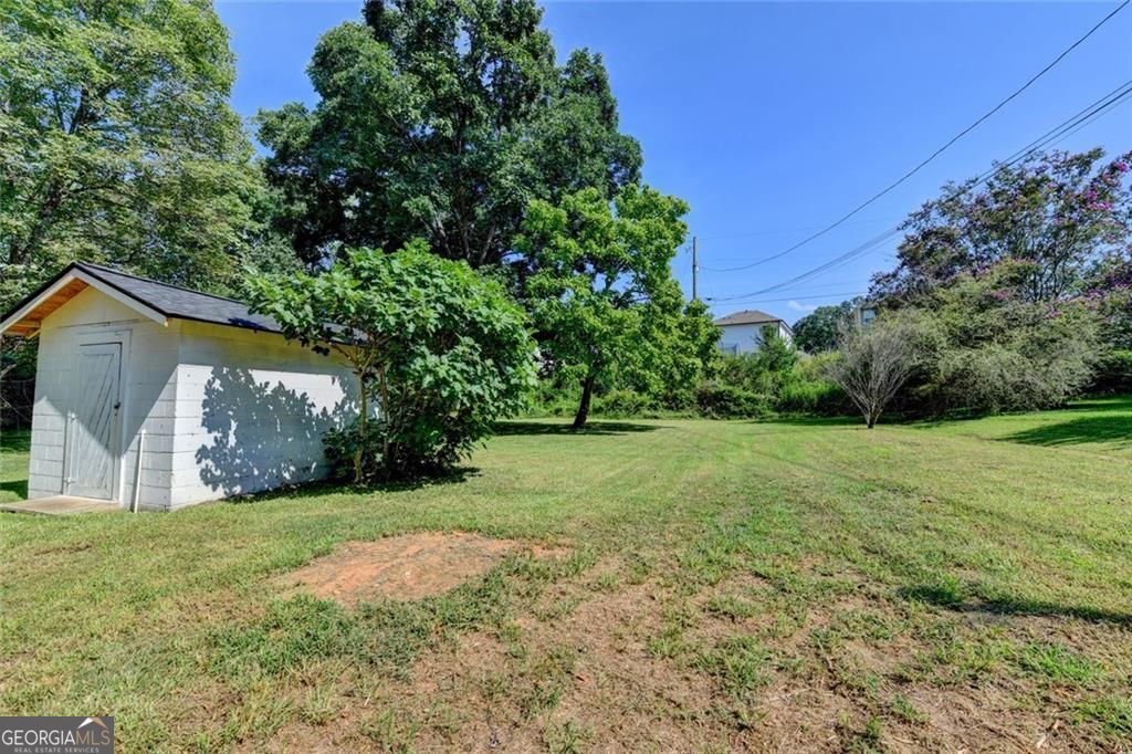 107 Lakeshore Circle Property Photo 38