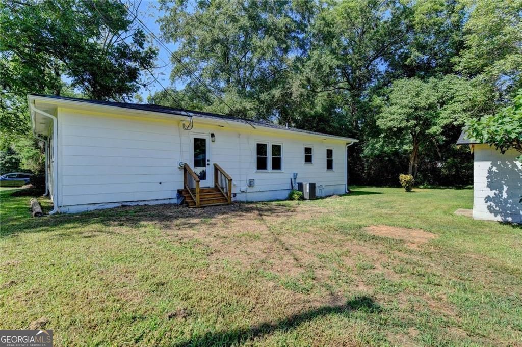 107 Lakeshore Circle Property Photo 40