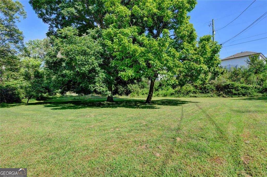 107 Lakeshore Circle Property Photo 41