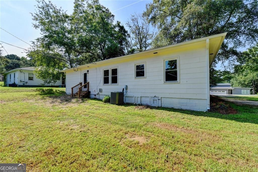 107 Lakeshore Circle Property Photo 44
