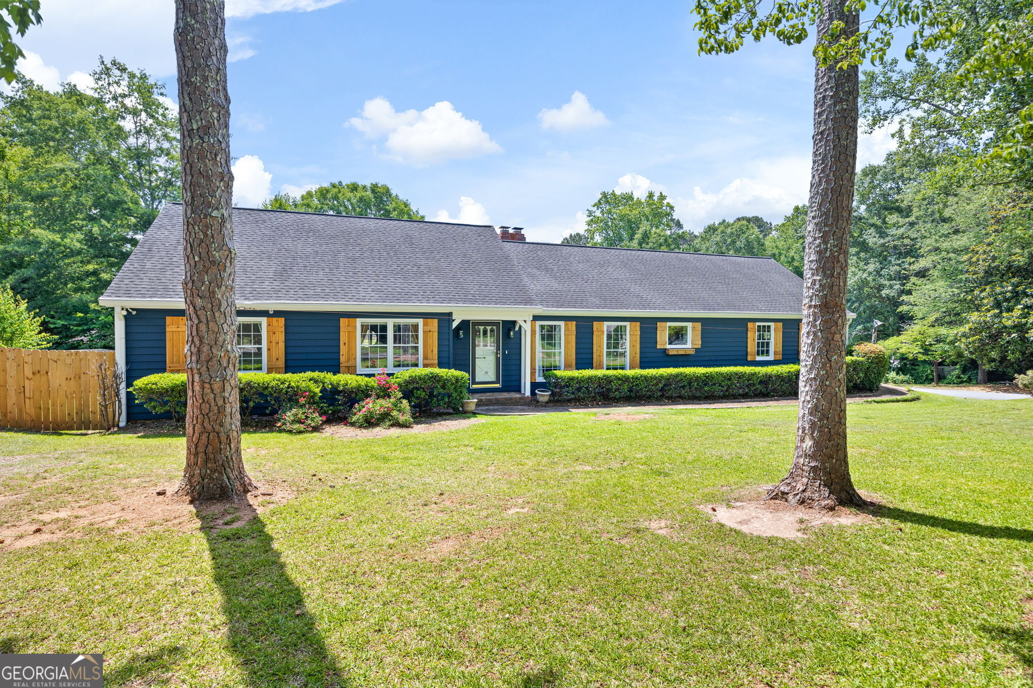 1563 Arden Drive Property Photo 1