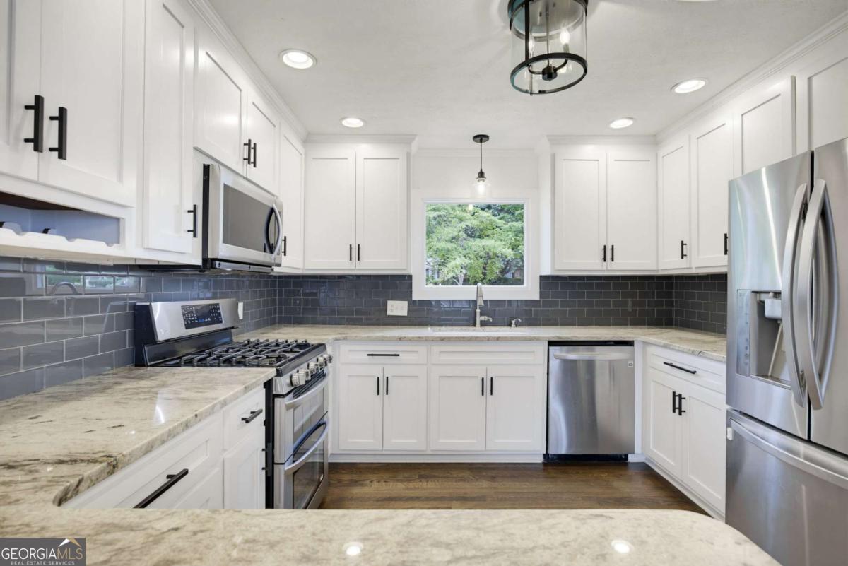1563 Arden Drive Property Photo 19