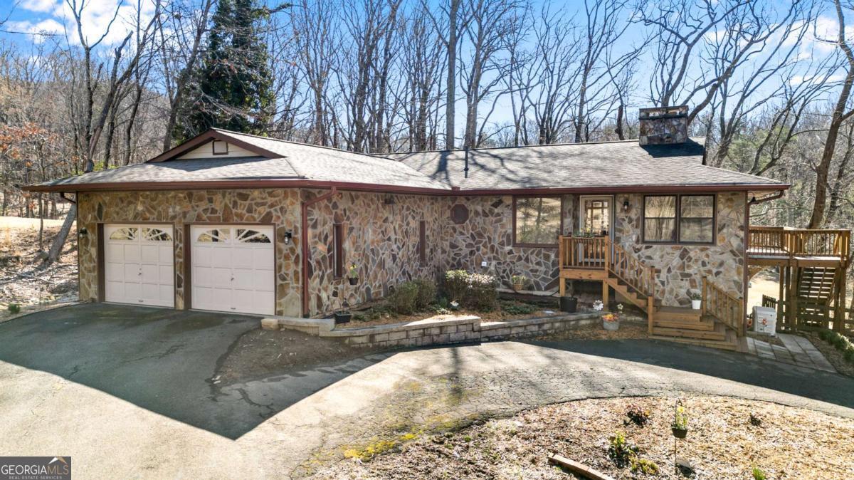 248 Duffer Drive Property Photo 1