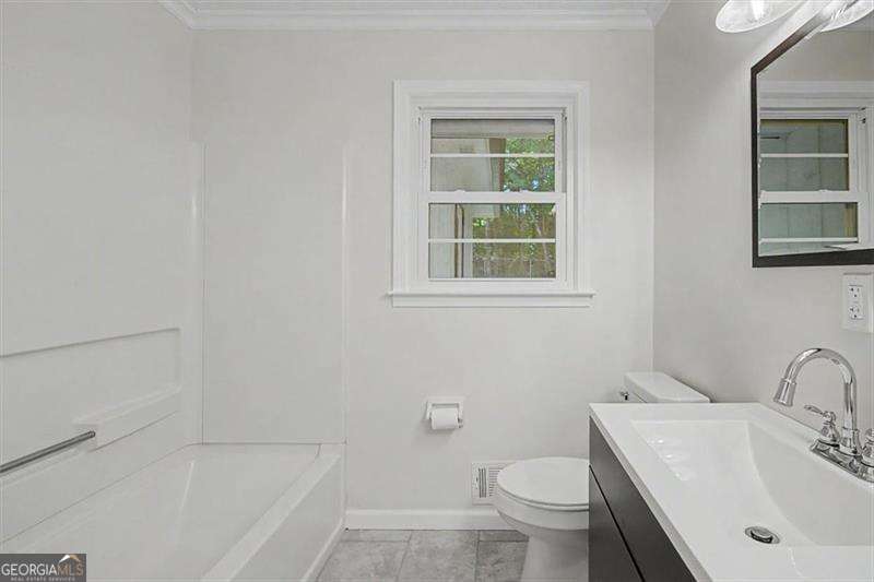 6501 Short Drive Property Photo 29