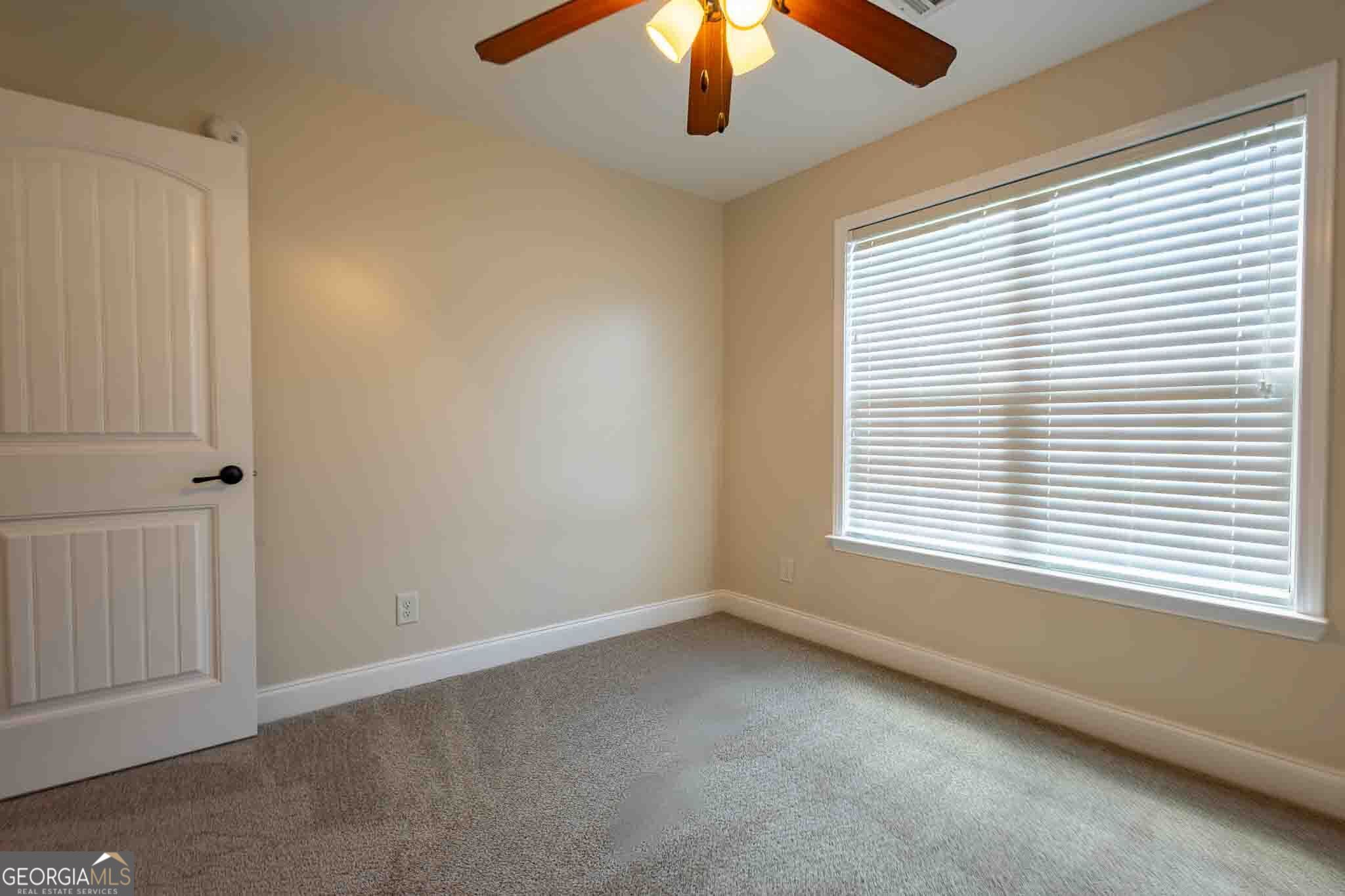 106 Fortune Way Property Photo 31