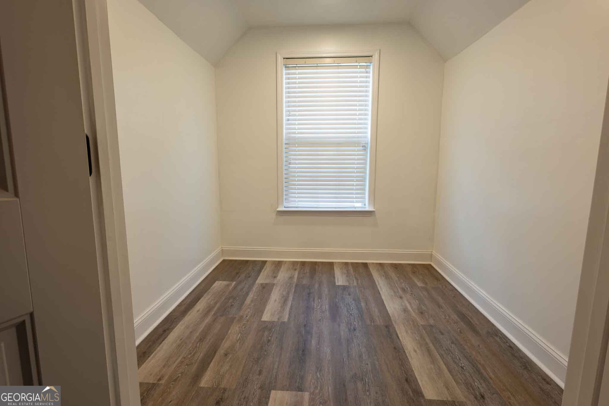 106 Fortune Way Property Photo 37
