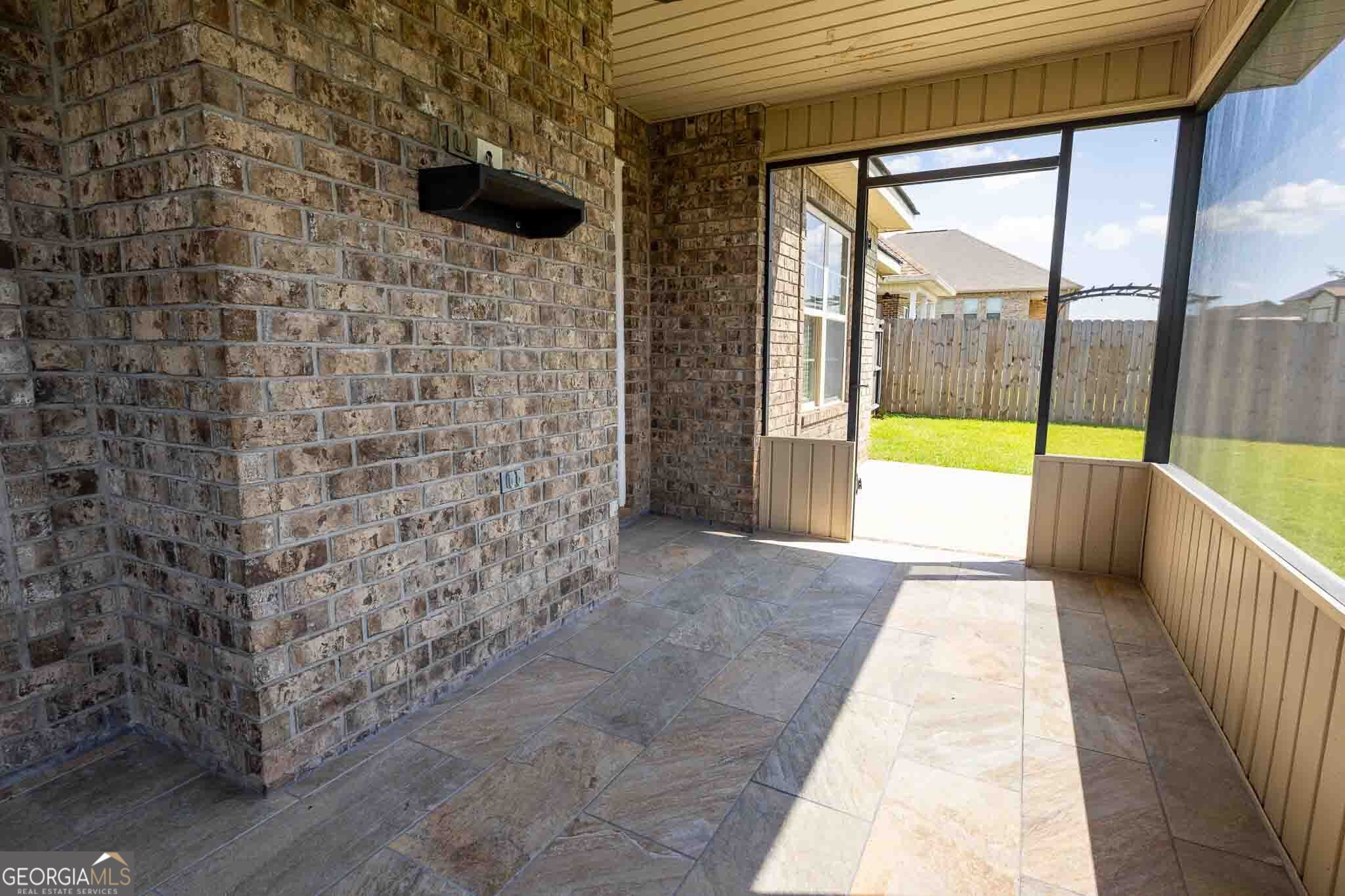 106 Fortune Way Property Photo 45