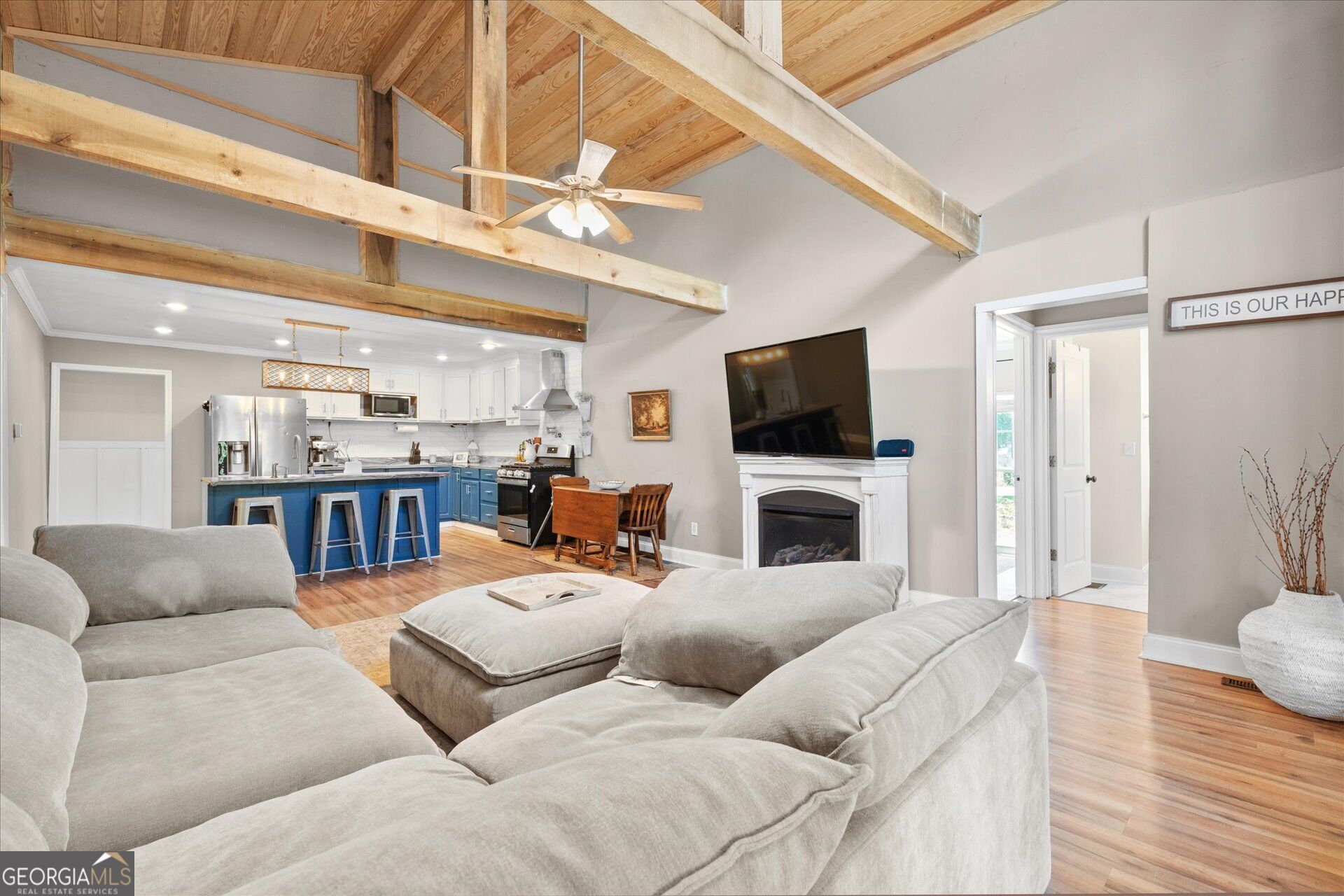 5076 Bevis Road Property Photo 6