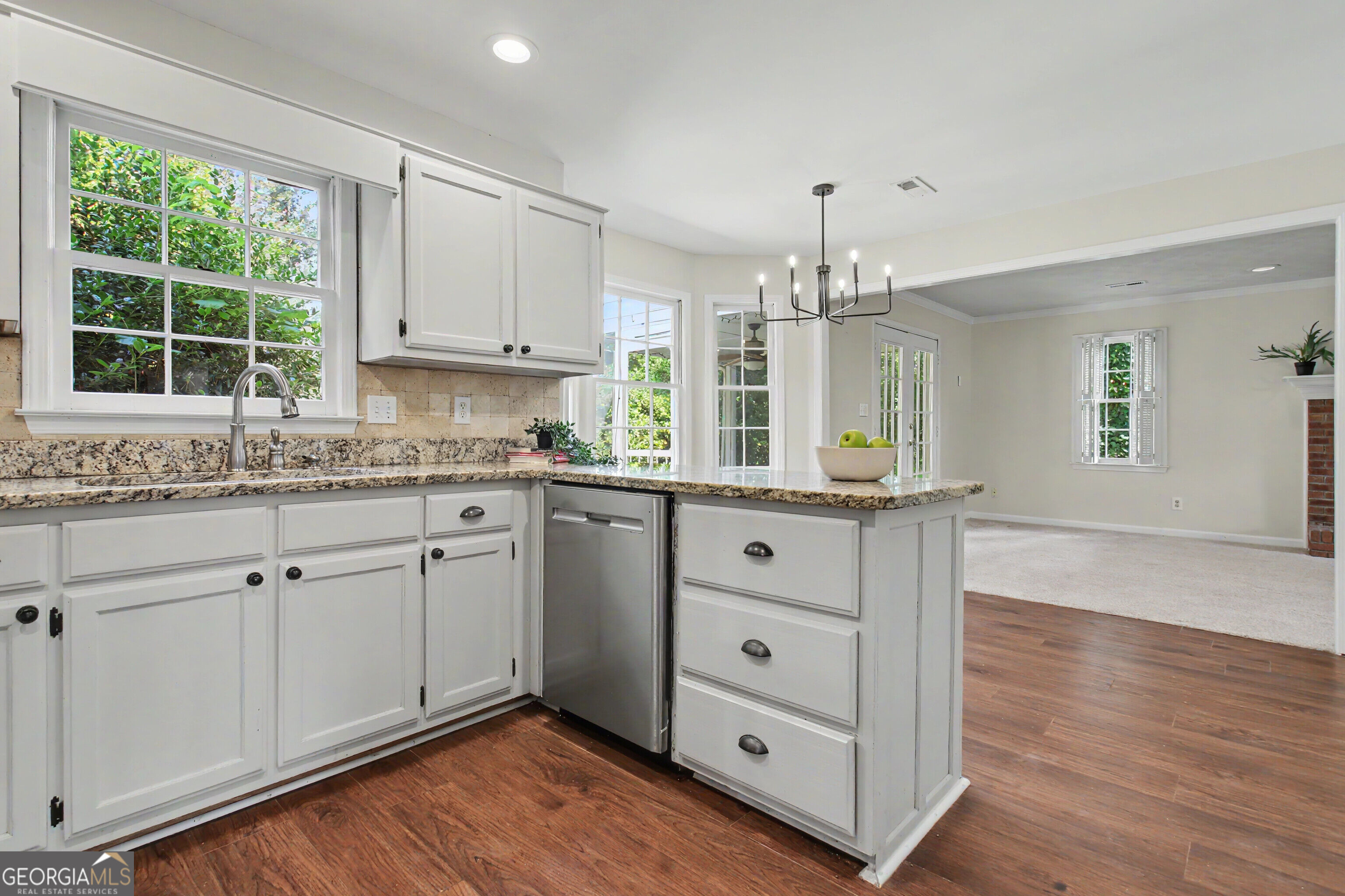 401 Walnut Grove Road Property Photo 15