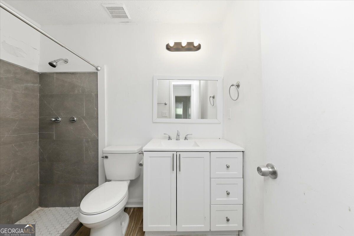 6326 Steepleridge Court Property Photo 19